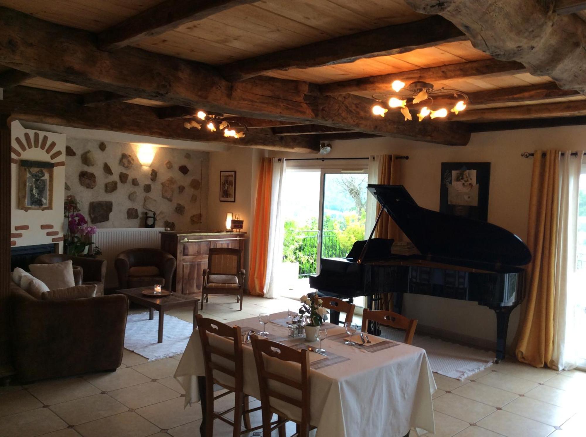 Отель Ledre La Bastide-de-Serou Экстерьер фото