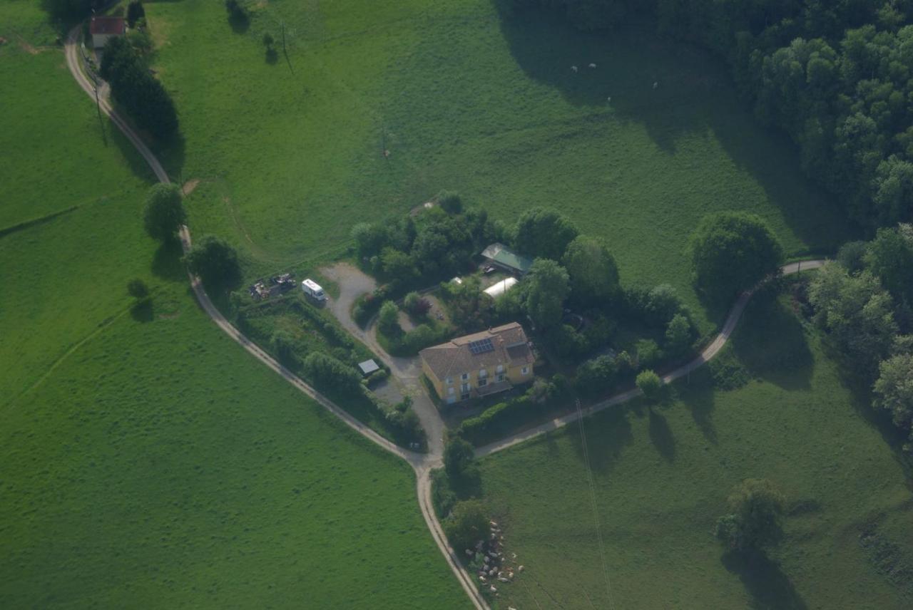 Отель Ledre La Bastide-de-Serou Экстерьер фото