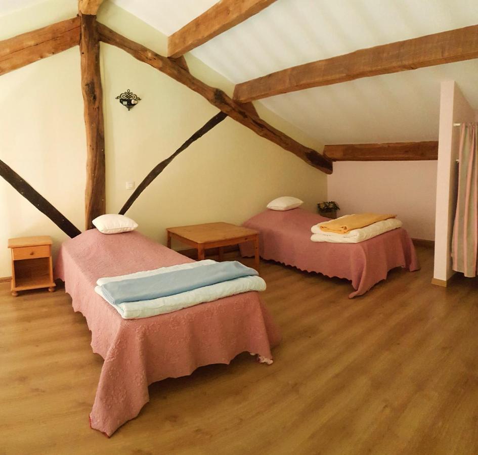 Отель Ledre La Bastide-de-Serou Экстерьер фото
